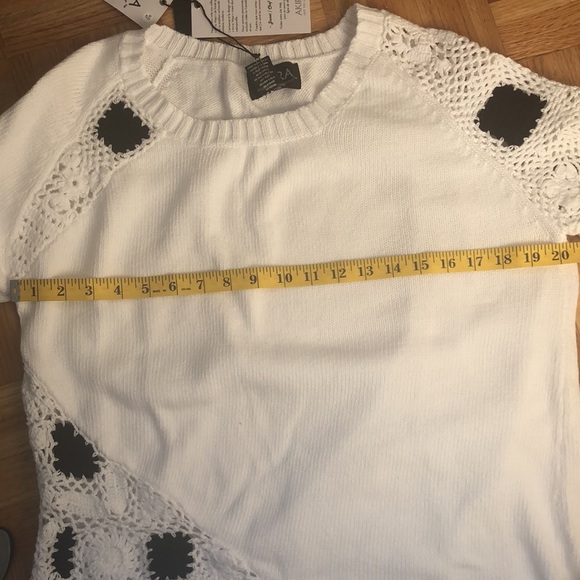 NWT Akira Art to Wear Compassion Pullover size s - Picture 10 of 12